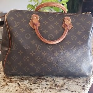 Louis Vuitton speedy 30